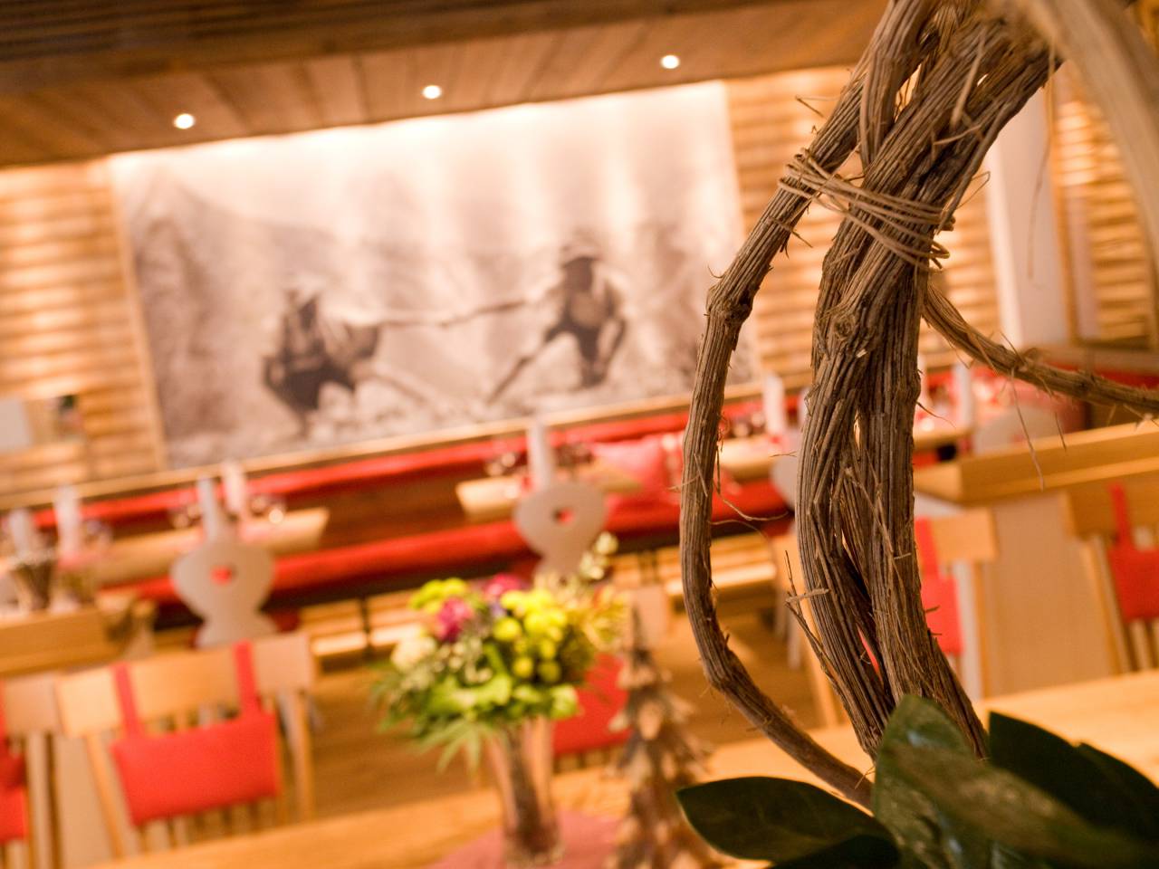 Nahaufnahme Dekokranz Löwen-Genusswirtschaft