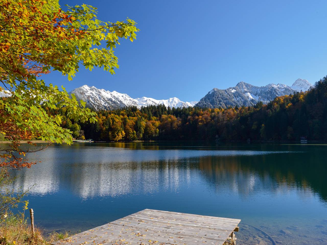 Freibergsee im Herbst Oberstdorf