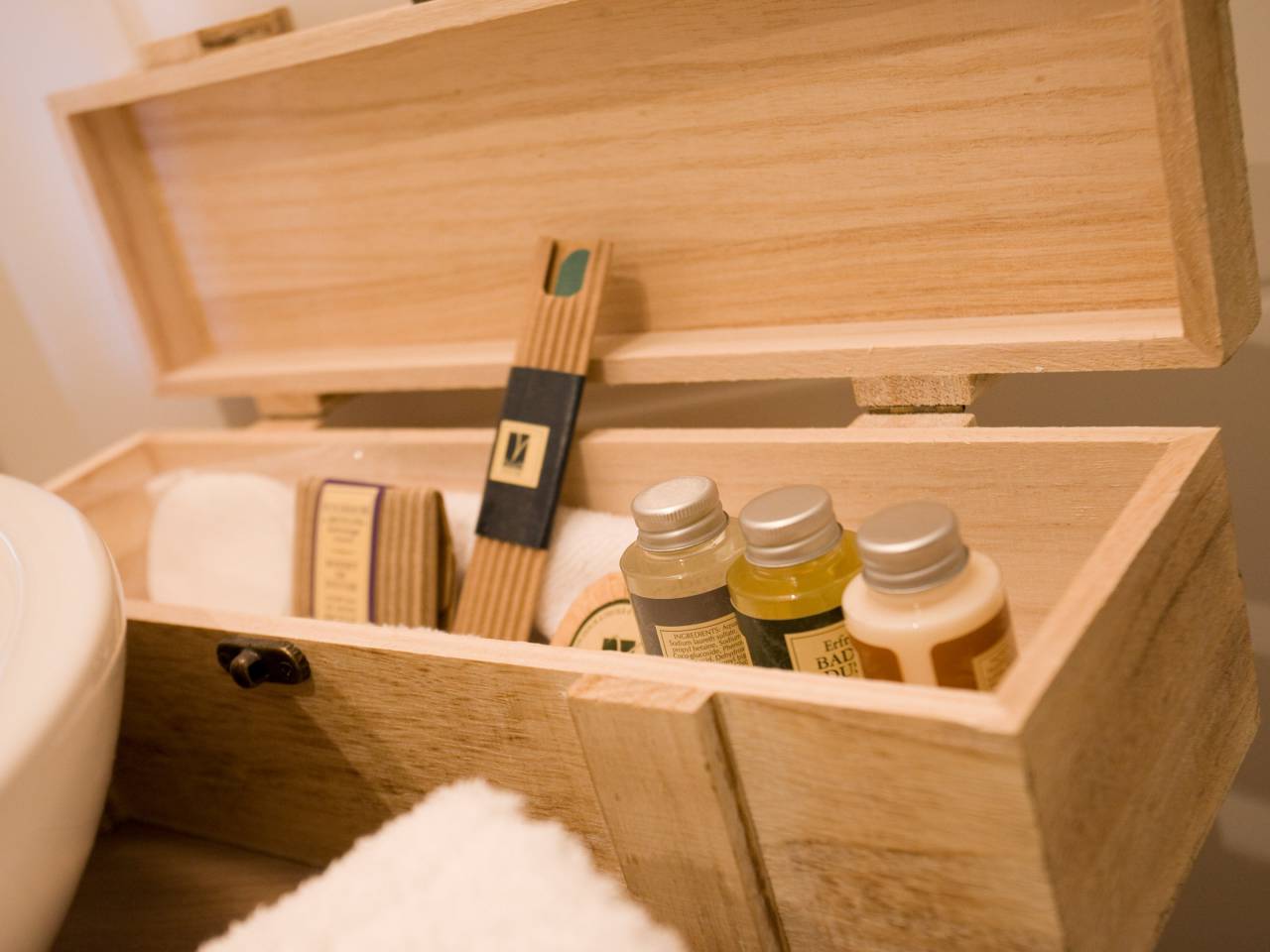 Detailbild Duschutensilien Komfort Doppelzimmer Hotel Löwen & Strauss