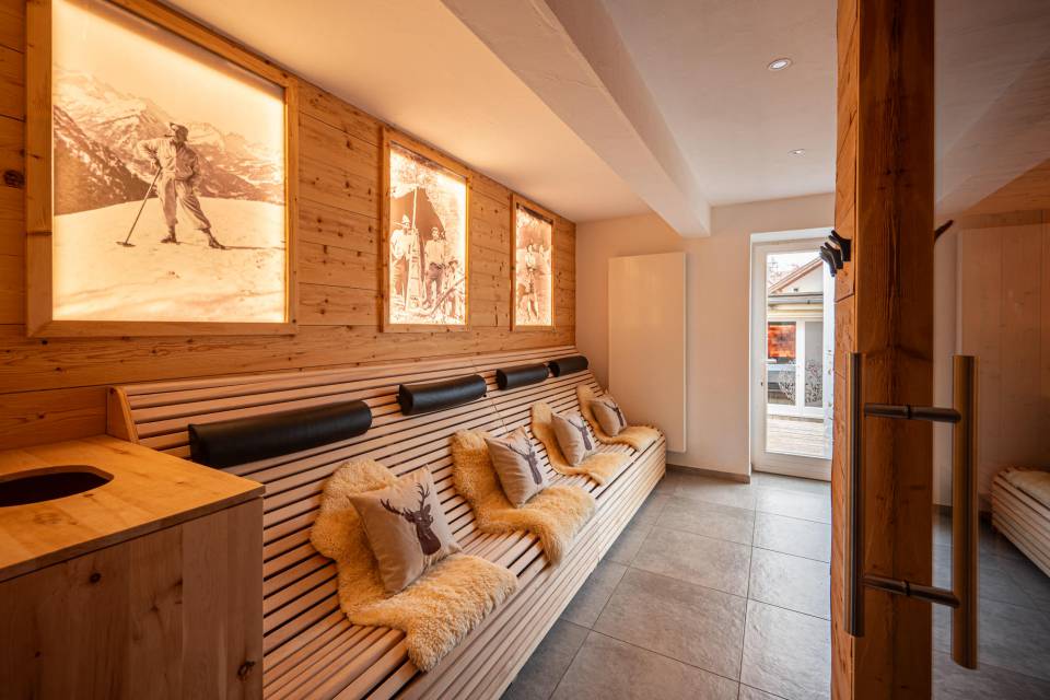 INDOOR UND OUTDOOR - Hotel Löwen & Strauss